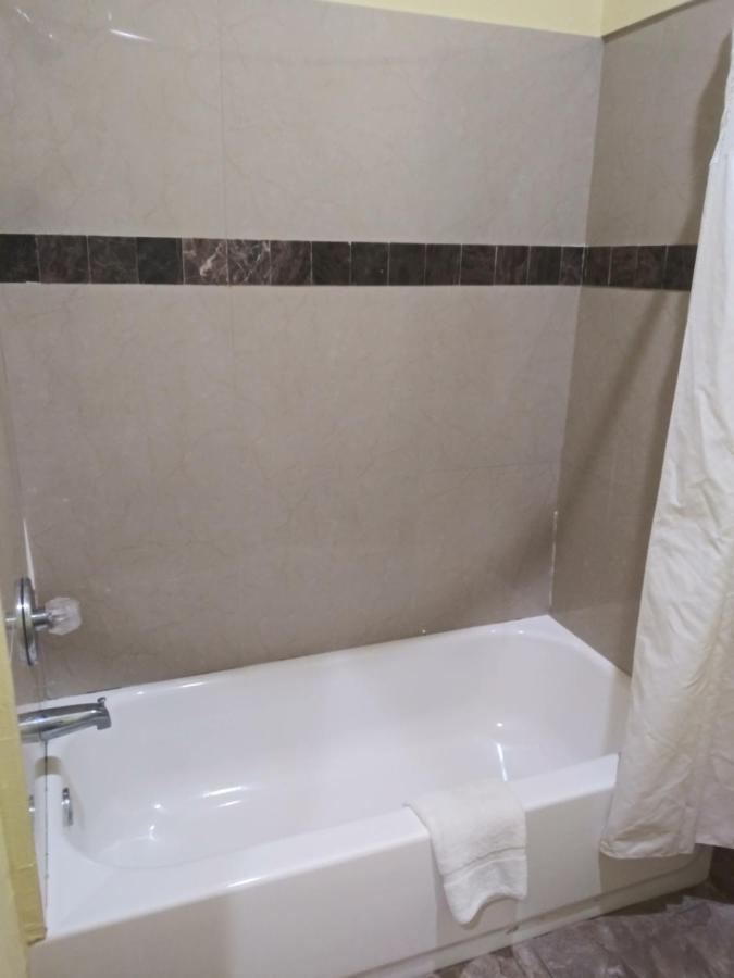 Springwood Suites Houston Iah - Beltway 8 Dış mekan fotoğraf