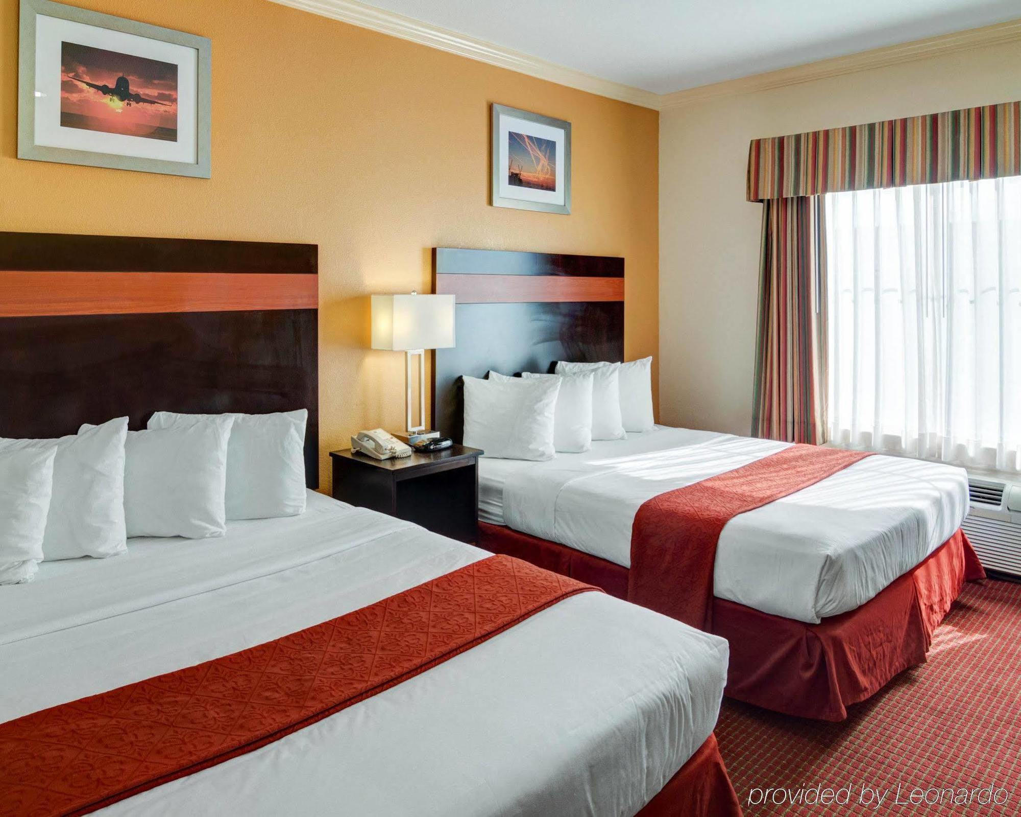 Springwood Suites Houston Iah - Beltway 8 Dış mekan fotoğraf