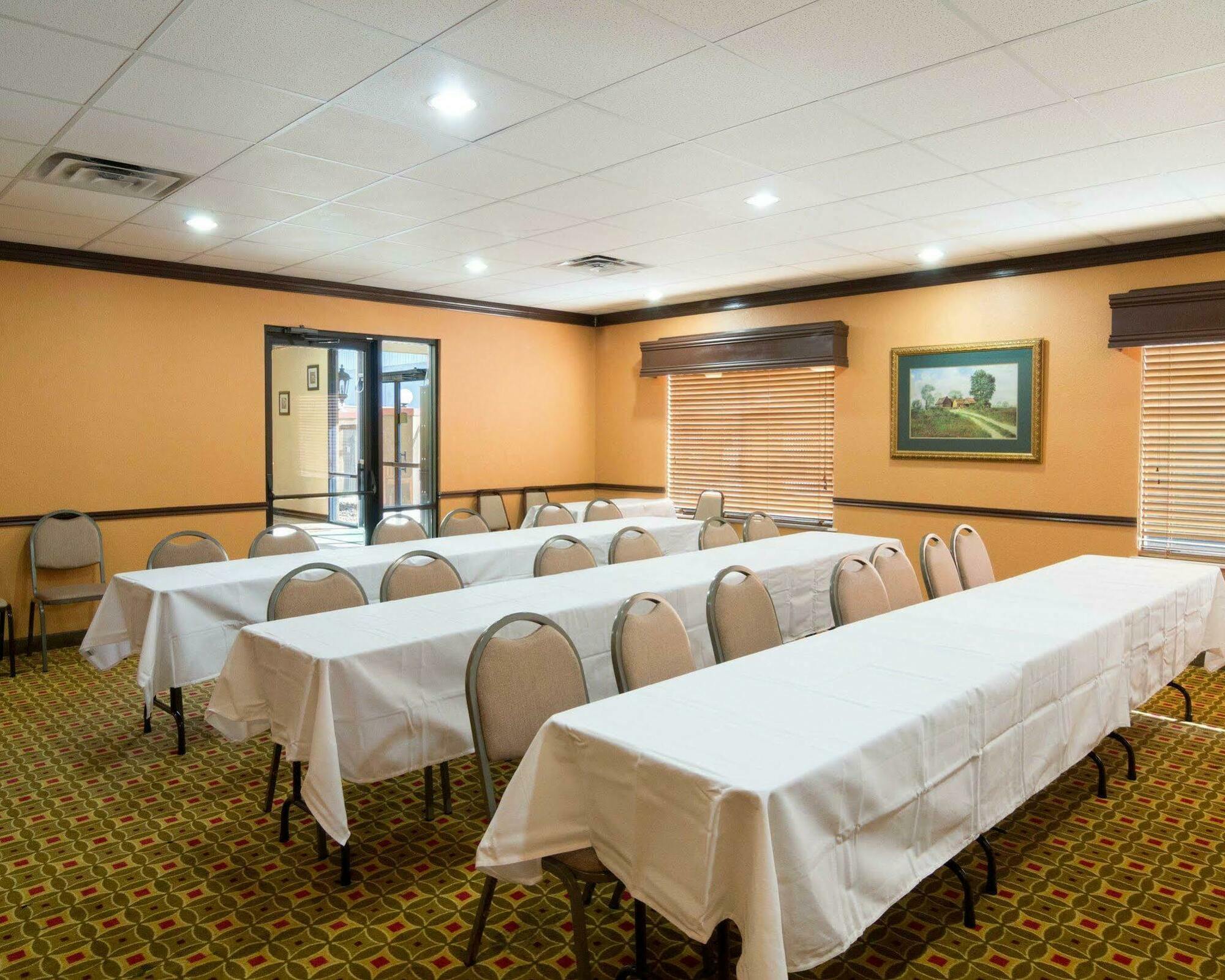 Springwood Suites Houston Iah - Beltway 8 Dış mekan fotoğraf